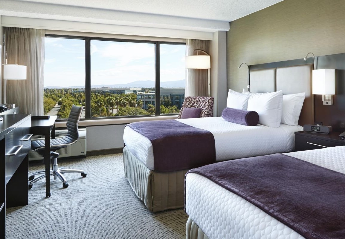 Crowne Plaza San Jose – Silicon Valley, interior photo 1 of 2